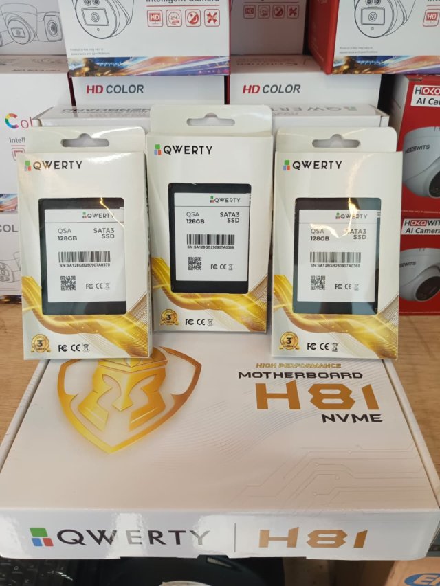 SSD SATA 128GB - QWERTY
